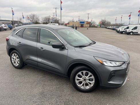 Used 2024 Ford Escape Active w/ Tech Pack #1 image 2