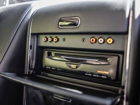 Used 2009 Maybach 62 S RWD image 41