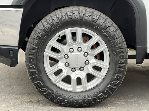 Used 2020 GMC Sierra 2500 SLT w/ Technology Package image 38