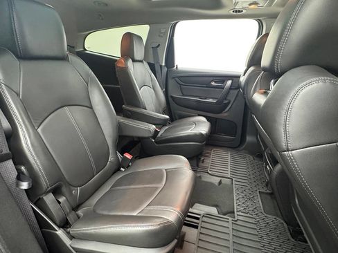 Used 2015 Chevrolet Traverse LT FWD image 34