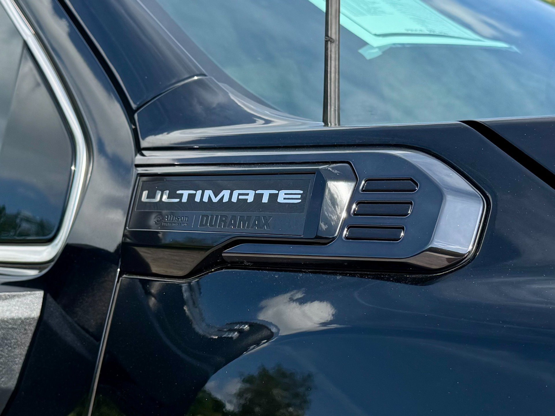 Used 2024 GMC Sierra 3500 Denali Ultimate AWD/4WD image 72