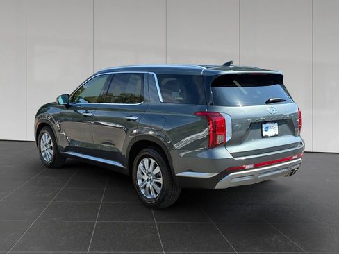 Used 2025 Hyundai Palisade SEL AWD/4WD image 3