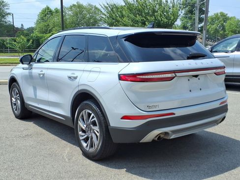 Certified 2025 Lincoln Corsair AWD w/ Equipment Group 101A image 5