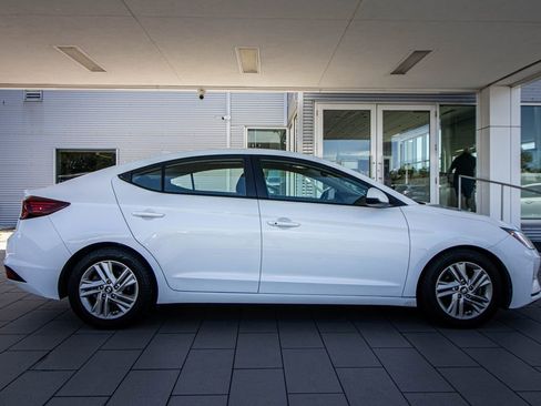 Used 2019 Hyundai Elantra Value Edition w/ Cargo Package FWD image 3