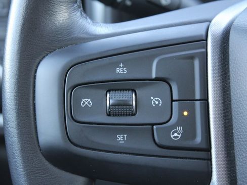 Used 2022 GMC Sierra 1500 SLE w/ X31 Off-Road Package image 29