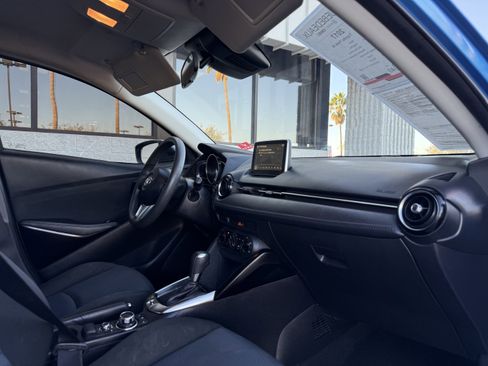 Used 2017 Toyota Yaris iA image 28