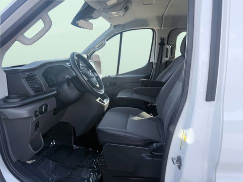 Used 2023 Ford Transit 350 XLT image 13