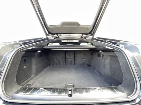 Certified 2024 BMW X6 xDrive40i w/ Premium Package image 32