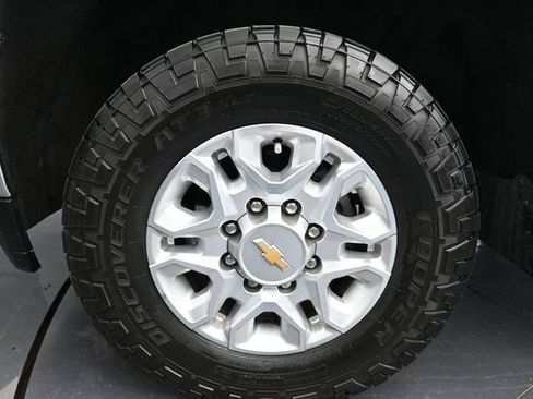 Used 2022 Chevrolet Silverado 2500 LTZ w/ LTZ Plus Package AWD/4WD image 26