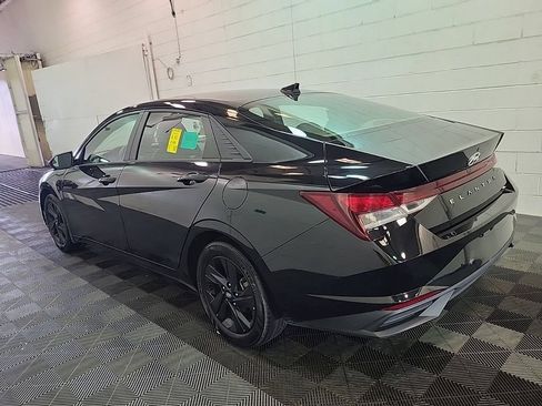 Used 2023 Hyundai Elantra SEL FWD image 4