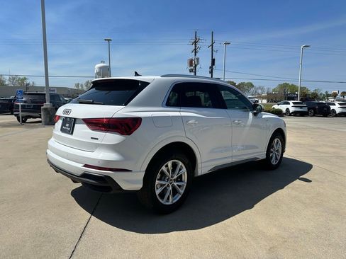 Certified 2025 Audi Q3 2.0T Premium w/ Convenience Package image 7