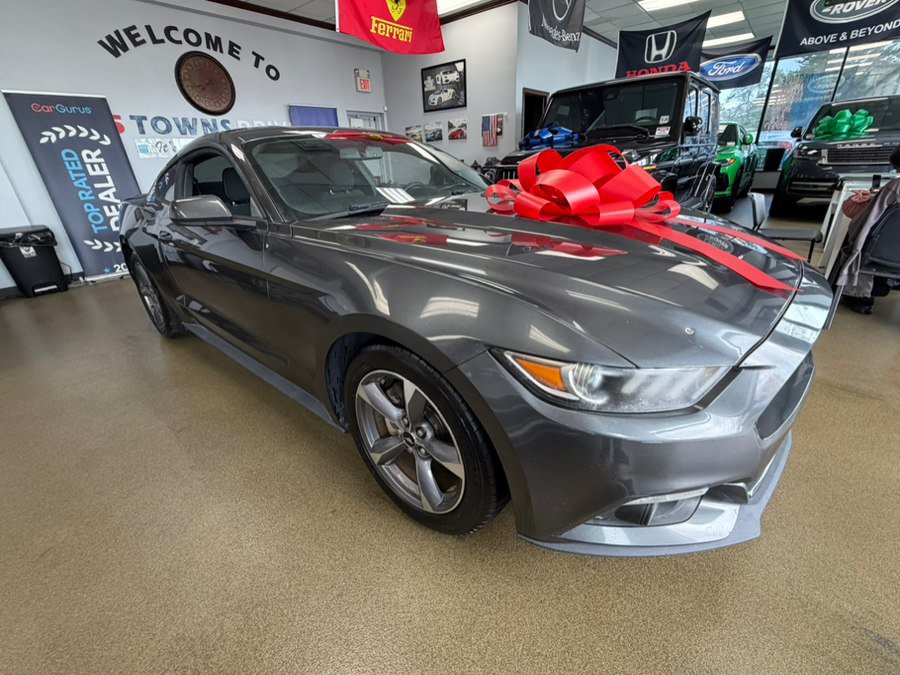 Used 2017 Ford Mustang Coupe RWD image 20