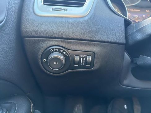 Used 2018 Jeep Compass Latitude w/ Popular Equipment Group image 17