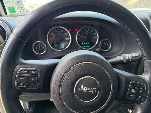 Used 2015 Jeep Wrangler Unlimited Sport w/ Quick Order Package 24S image 8