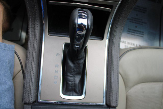 Used 2015 Lincoln MKX FWD w/ Equipment Group 102A image 30