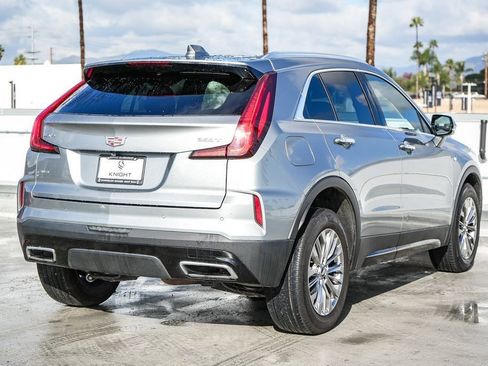 Used 2024 Cadillac XT4 Premium Luxury image 7