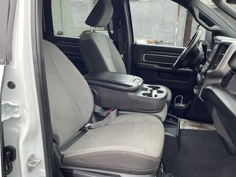 Used 2024 RAM 3500 Big Horn image 13