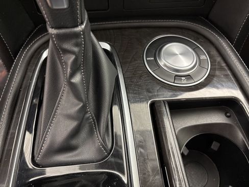 Used 2024 INFINITI QX80 Luxe image 38