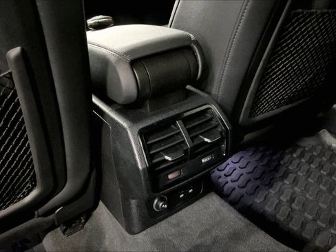 Used 2023 Audi Q3 2.0T Premium w/ Convenience Package image 35