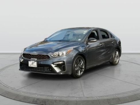 Used 2020 Kia Forte GT-Line w/ GT-Line Premium Package image 3