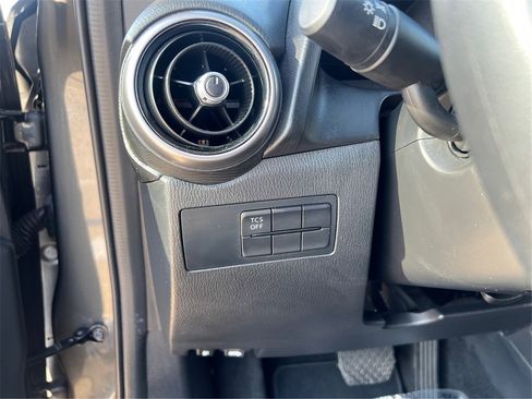 Used 2019 MAZDA CX-3 Sport image 18