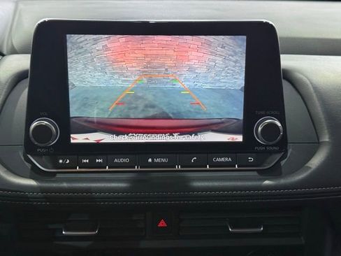 Certified 2025 Nissan Rogue SV AWD/4WD image 35