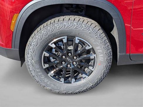 New 2026 Chevrolet Traverse Z71 w/ Driver Confidence Package image 10