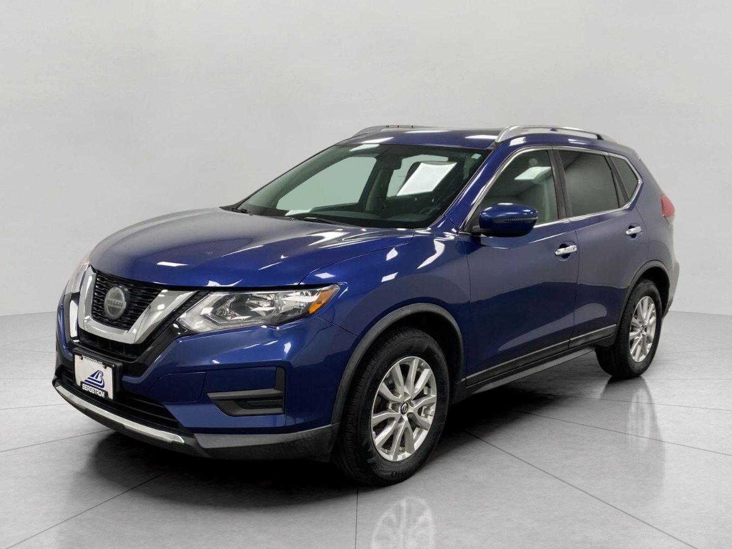 Used 2018 Nissan Rogue SV FWD image 10