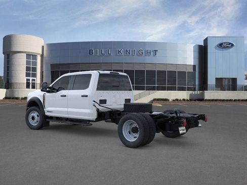 New 2025 Ford F550 4x4 Crew Cab image 27
