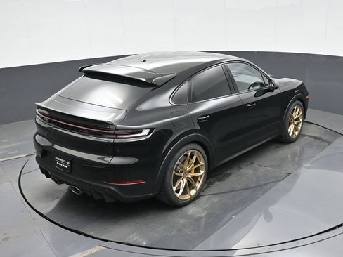 New 2026 Porsche Cayenne Turbo GT AWD/4WD image 30
