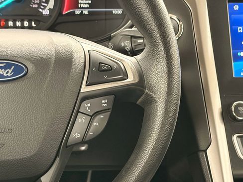 Used 2020 Ford Fusion SE image 28