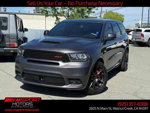 Used 2018 Dodge Durango SRT w/ Technology Group AWD/4WD image 3