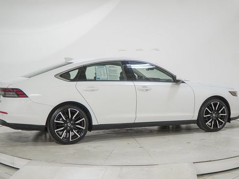 Certified 2024 Honda Accord Touring image 11