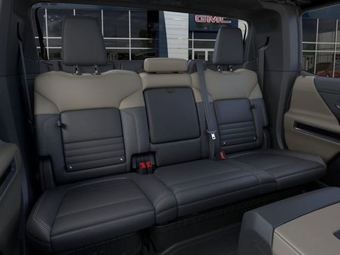New 2026 GMC Hummer EV 4x4 Crew Cab image 17