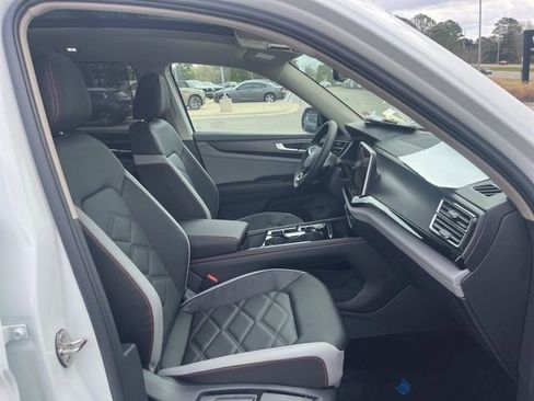 New 2026 Volkswagen Atlas Peak Edition image 33