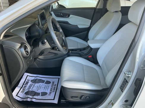 Certified 2023 Hyundai Kona SEL AWD/4WD image 13