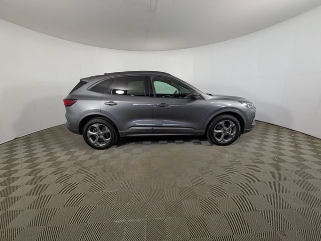 Used 2024 Ford Escape ST-Line w/ Tech Pack #1 AWD/4WD image 33