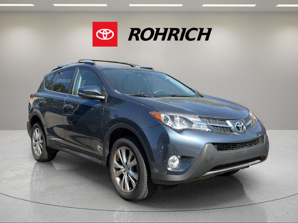 Used 2014 Toyota RAV4 Limited w/ Technology Package AWD/4WD image 4