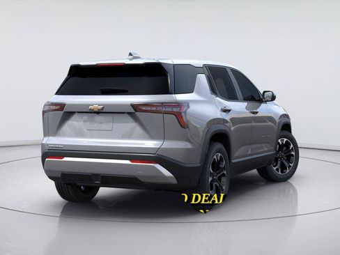 New 2026 Chevrolet Equinox LT w/ Convenience Package II FWD image 4