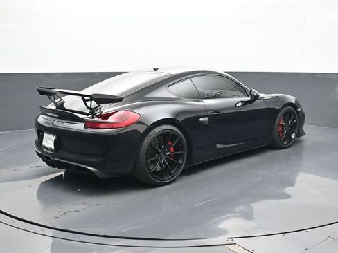 Certified 2016 Porsche Cayman GT4 RWD image 16