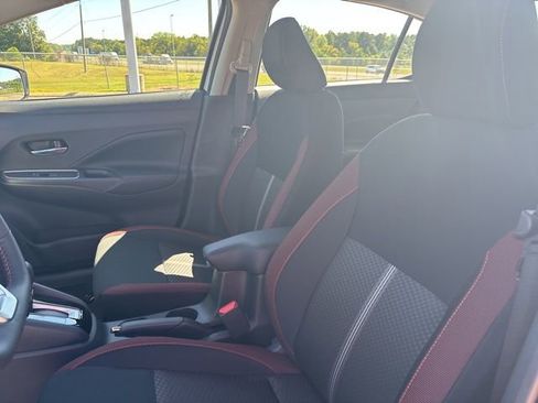 New 2025 Nissan Versa SR w/ Trunk Package image 10