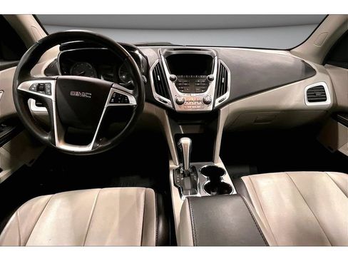 Used 2014 GMC Terrain SLT w/ Chrome Appearance Package FWD image 9