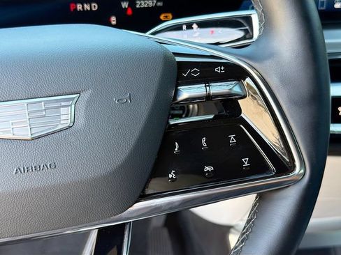 Used 2024 Cadillac Lyriq Luxury AWD/4WD image 36