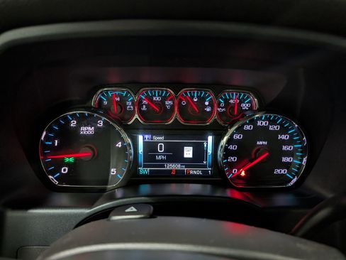 Used 2018 GMC Sierra 3500 SLT w/ Driver Alert Package AWD/4WD image 22