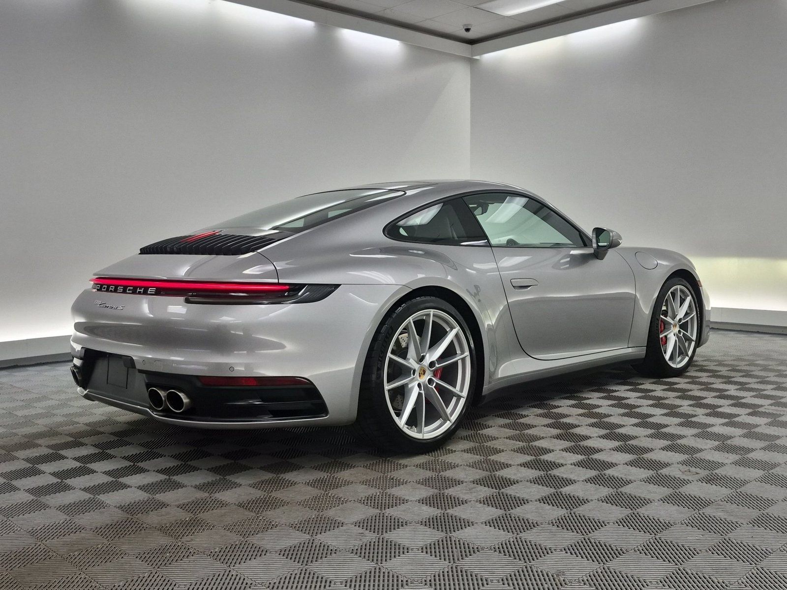 Certified 2020 Porsche 911 Carrera S RWD image 9