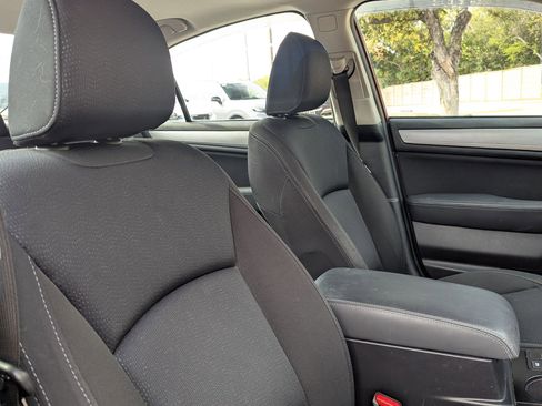 Used 2016 Subaru Legacy 2.5i Premium image 30