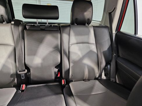 Used 2022 Toyota 4Runner SR5 Premium w/ Moonroof Package AWD/4WD image 14