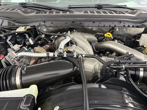 Used 2024 Ford F350 XLT w/ FX4 Off-Road Package image 29