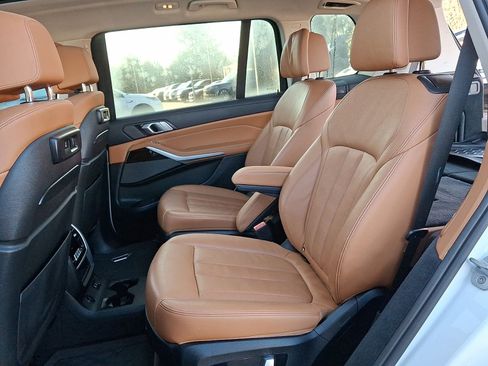 Used 2020 BMW X7 xDrive40i w/ Premium Package image 28