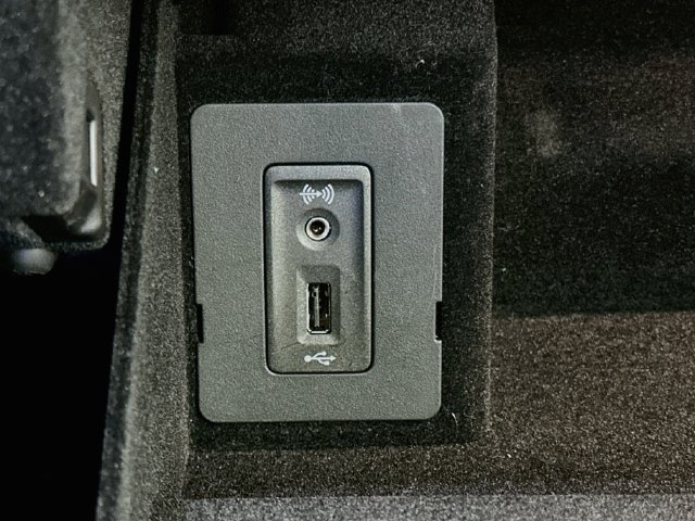 Used 2018 Porsche 718 Cayman RWD image 20
